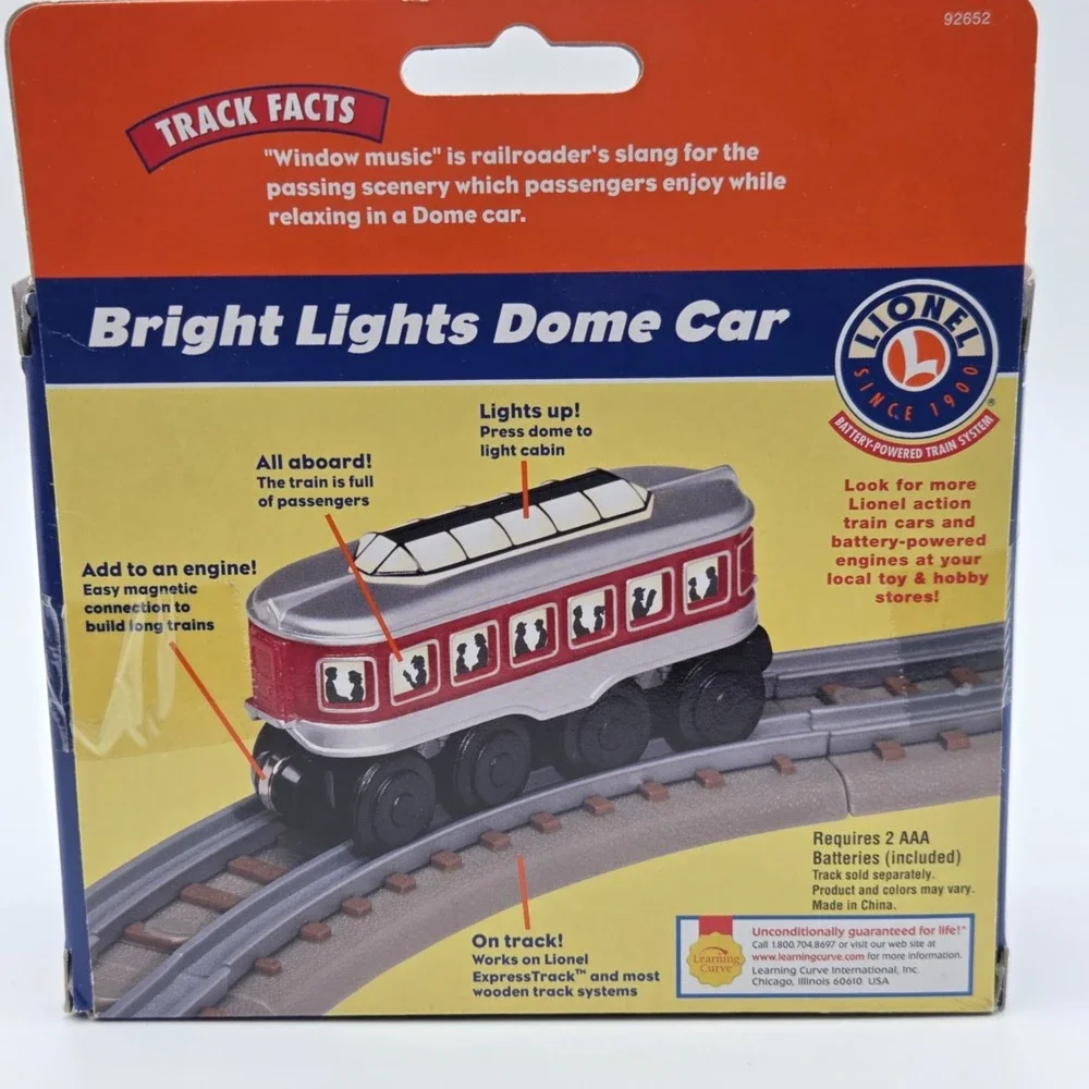Lionel Wooden Railway Bright Lights Dome Car & Cling-Clang Coal Car ‎   NEW